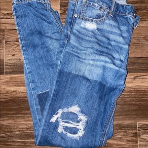 AE tomgirl jeans